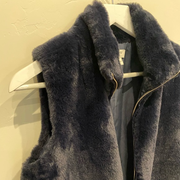 J. Crew Mercantile Navy Blue Faux Fur Zip Up Vest Small - Picture 8 of 16